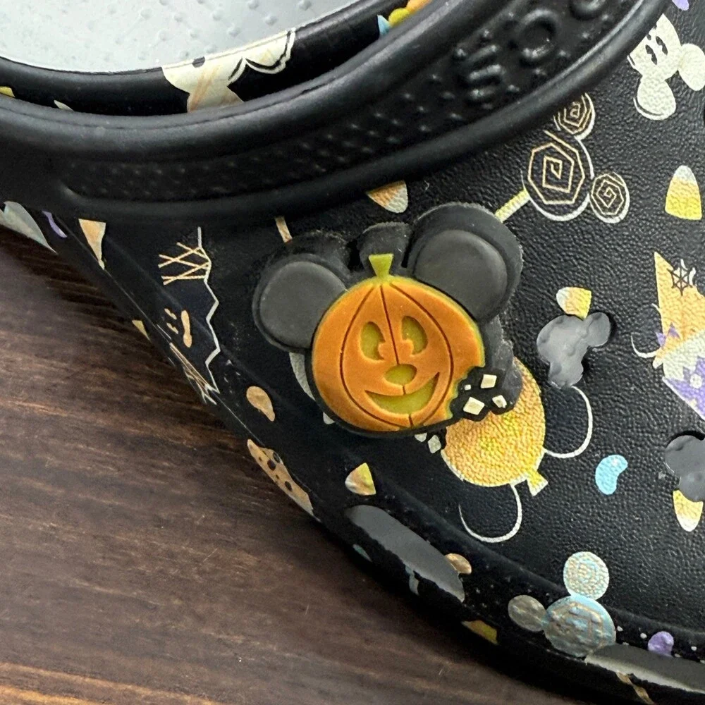 Crocs Classic Clog Disney Mickey Halloween Pumpkin Black Mens 9 Womens 11 Shoes